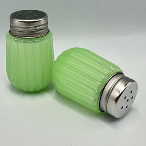 Vintage Green Jadeite Glass Salt and Pepper Shakers Round Ribbed